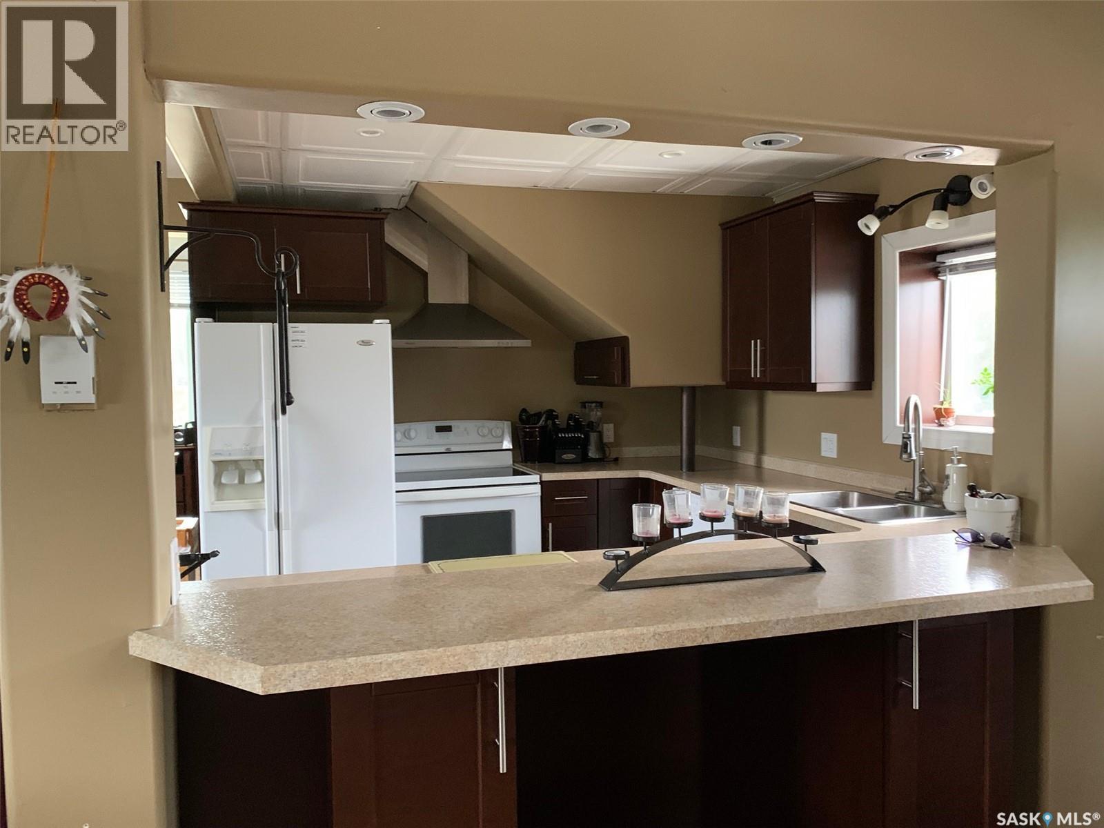 292 29th Street, Battleford, Saskatchewan  S0M 0E0 - Photo 4 - SK033673