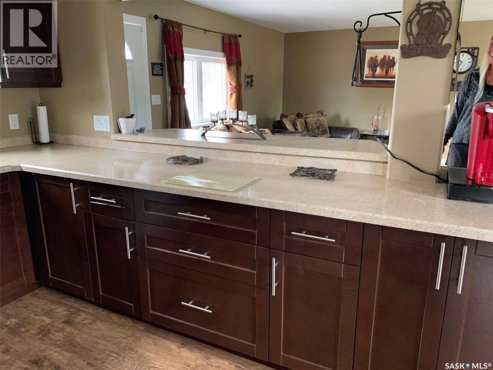 292 29th Street, Battleford, Saskatchewan  S0M 0E0 - Photo 5 - SK033673