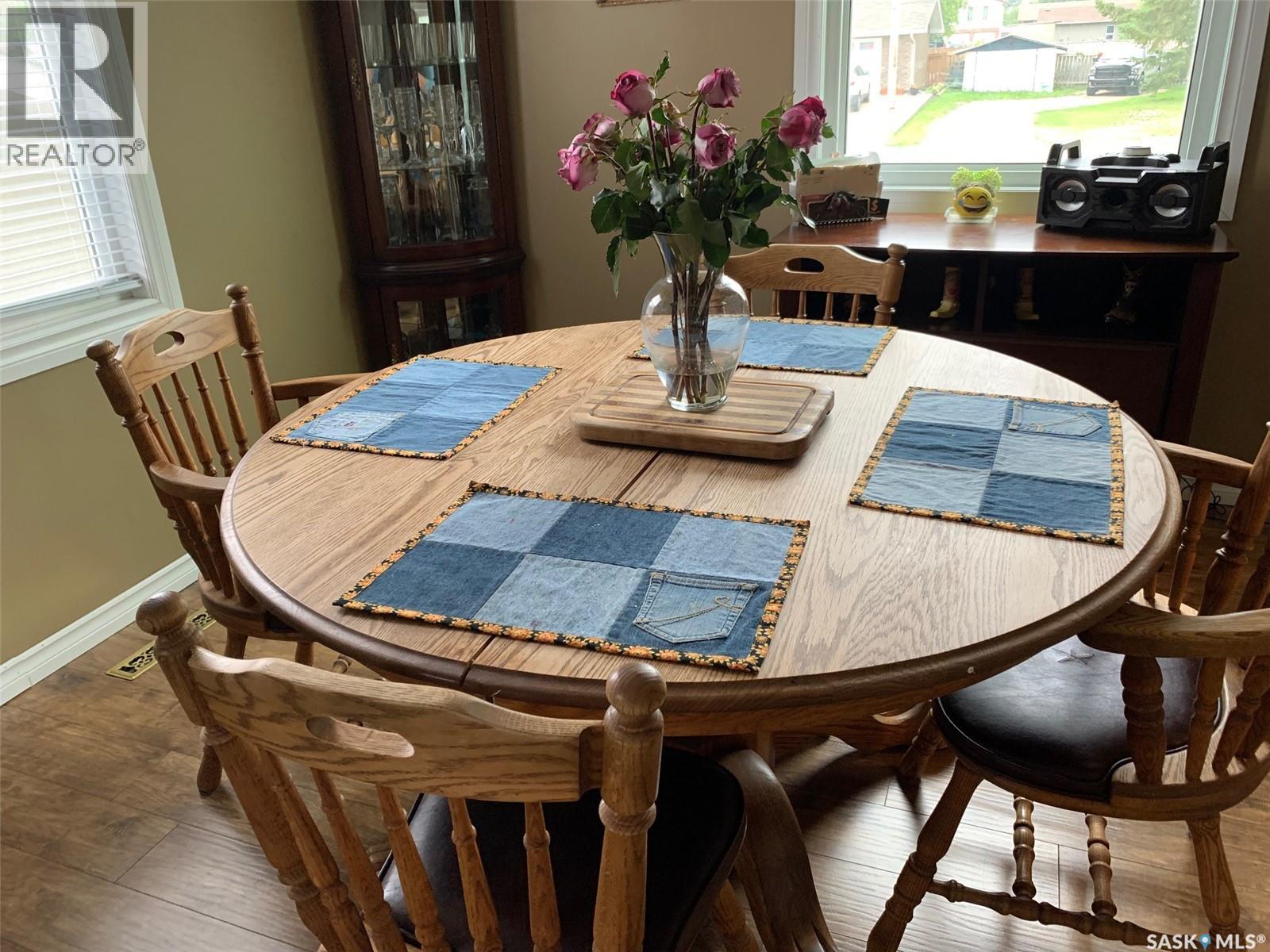 292 29th Street, Battleford, Saskatchewan  S0M 0E0 - Photo 6 - SK033673