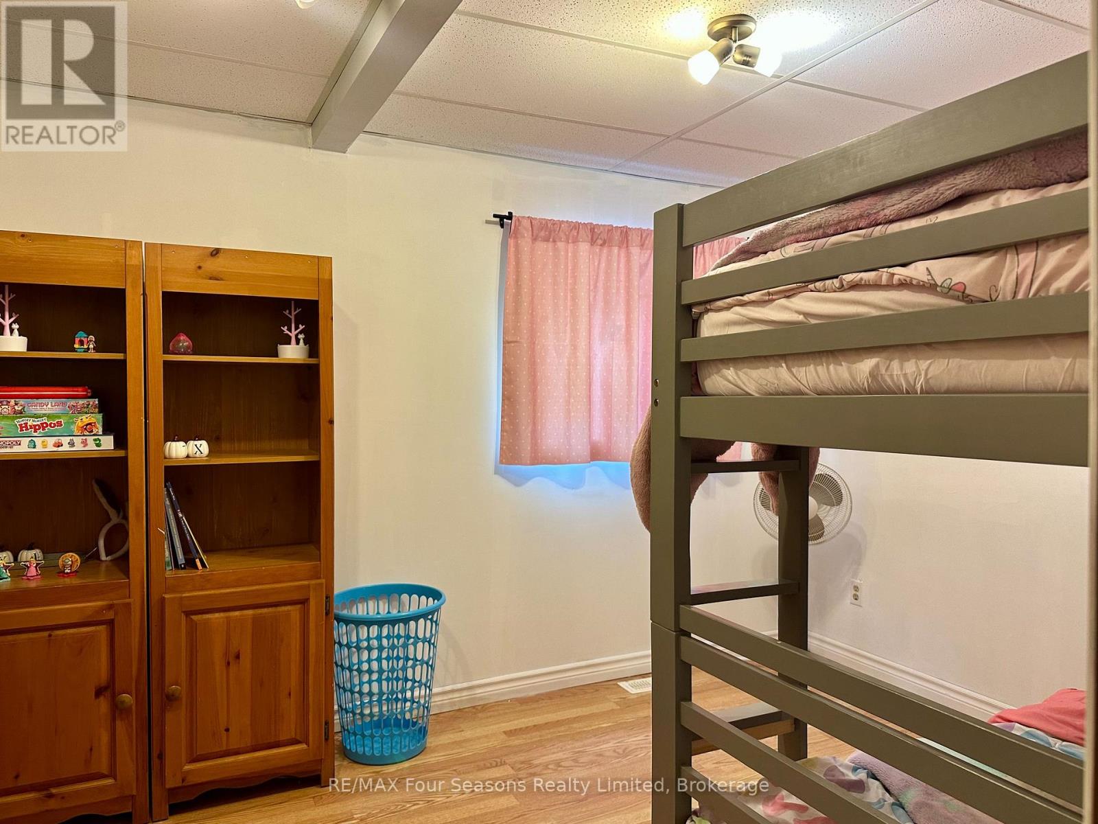 196 Melrose Avenue, Wasaga Beach, Ontario  L9Z 2T1 - Photo 13 - S12956794