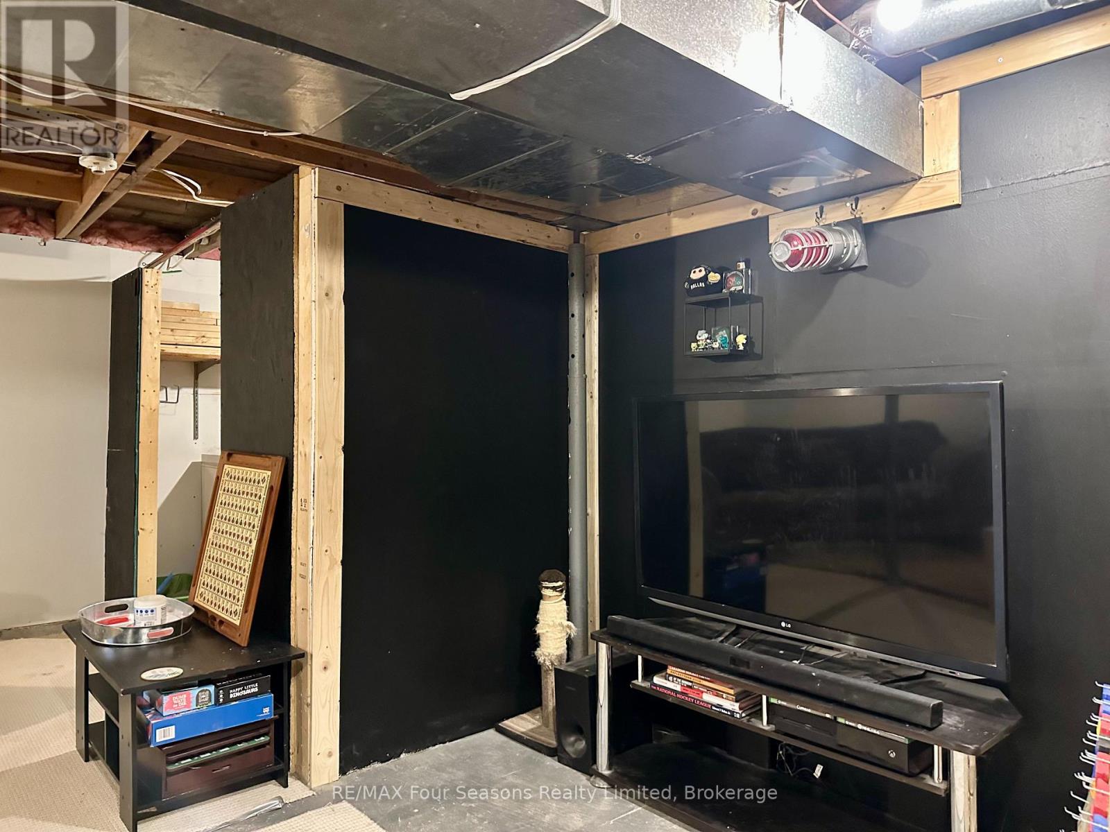 196 Melrose Avenue, Wasaga Beach, Ontario  L9Z 2T1 - Photo 18 - S12956794