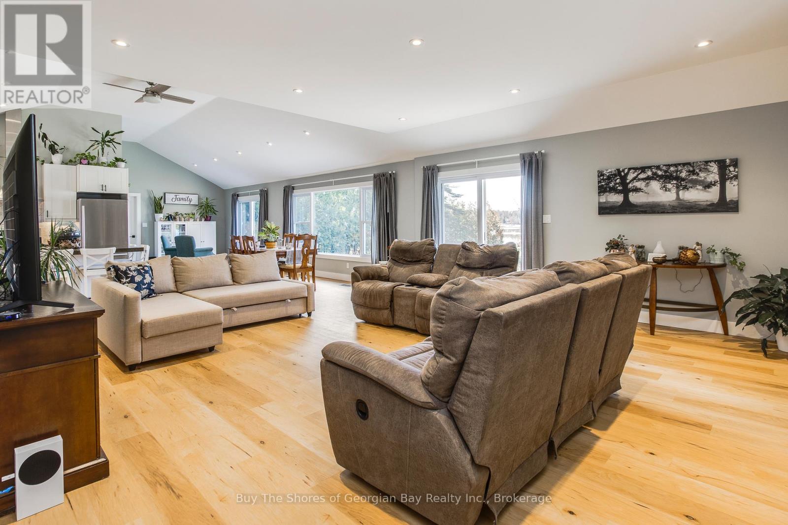 17 Wilcox Road, Tay, Ontario  L4S 2H3 - Photo 20 - S13019356