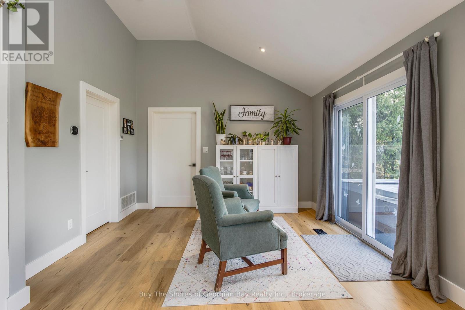 17 Wilcox Road, Tay, Ontario  L4S 2H3 - Photo 16 - S13019356