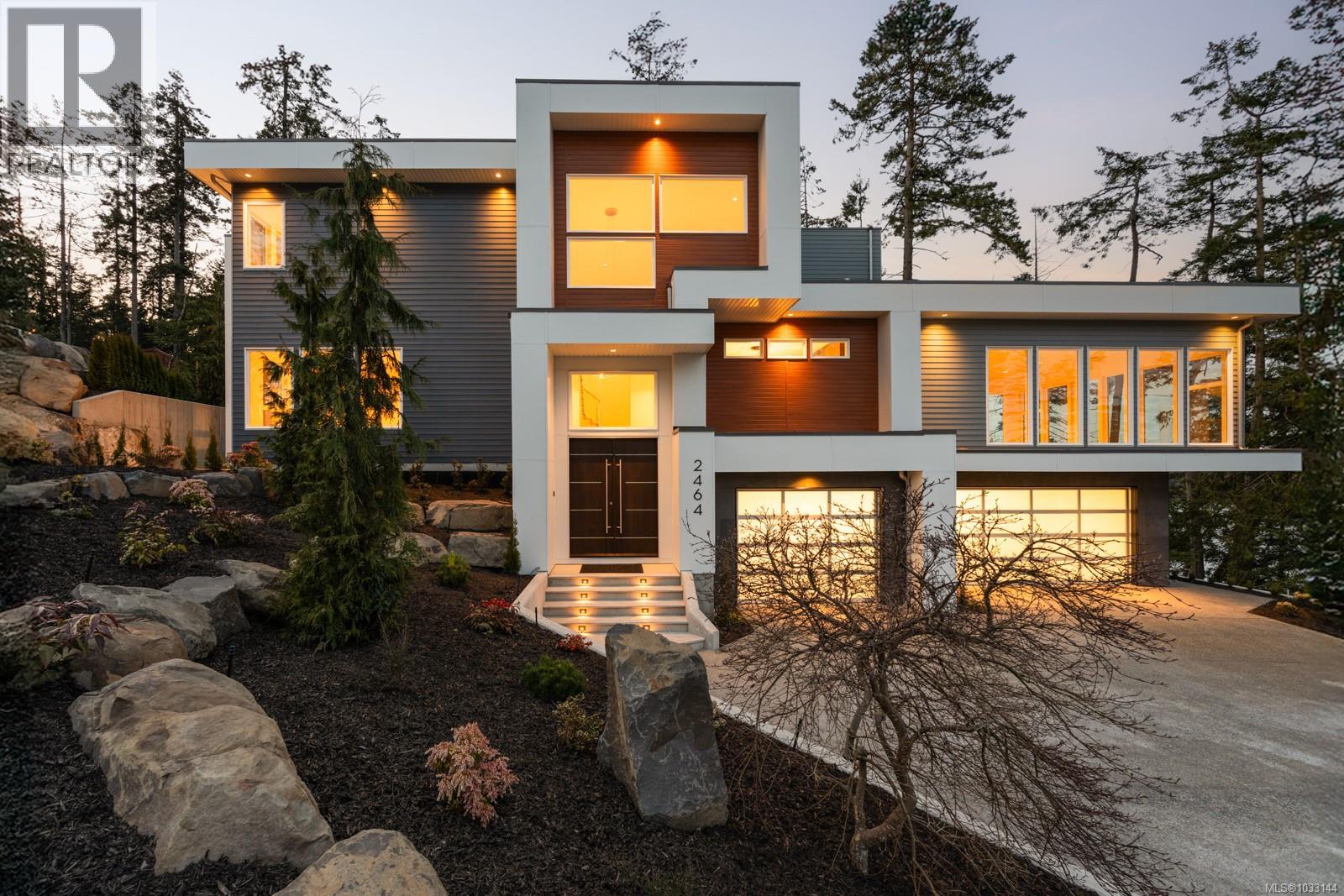 2464 Tryon Rd, North Saanich, British Columbia