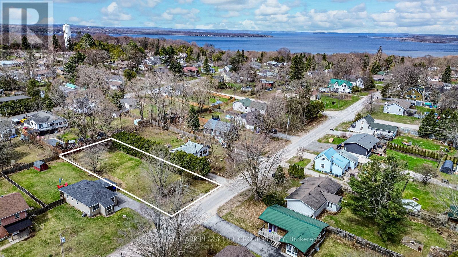 318 Palmer Street, Tay, Ontario  L0K 2C0 - Photo 2 - S12821978
