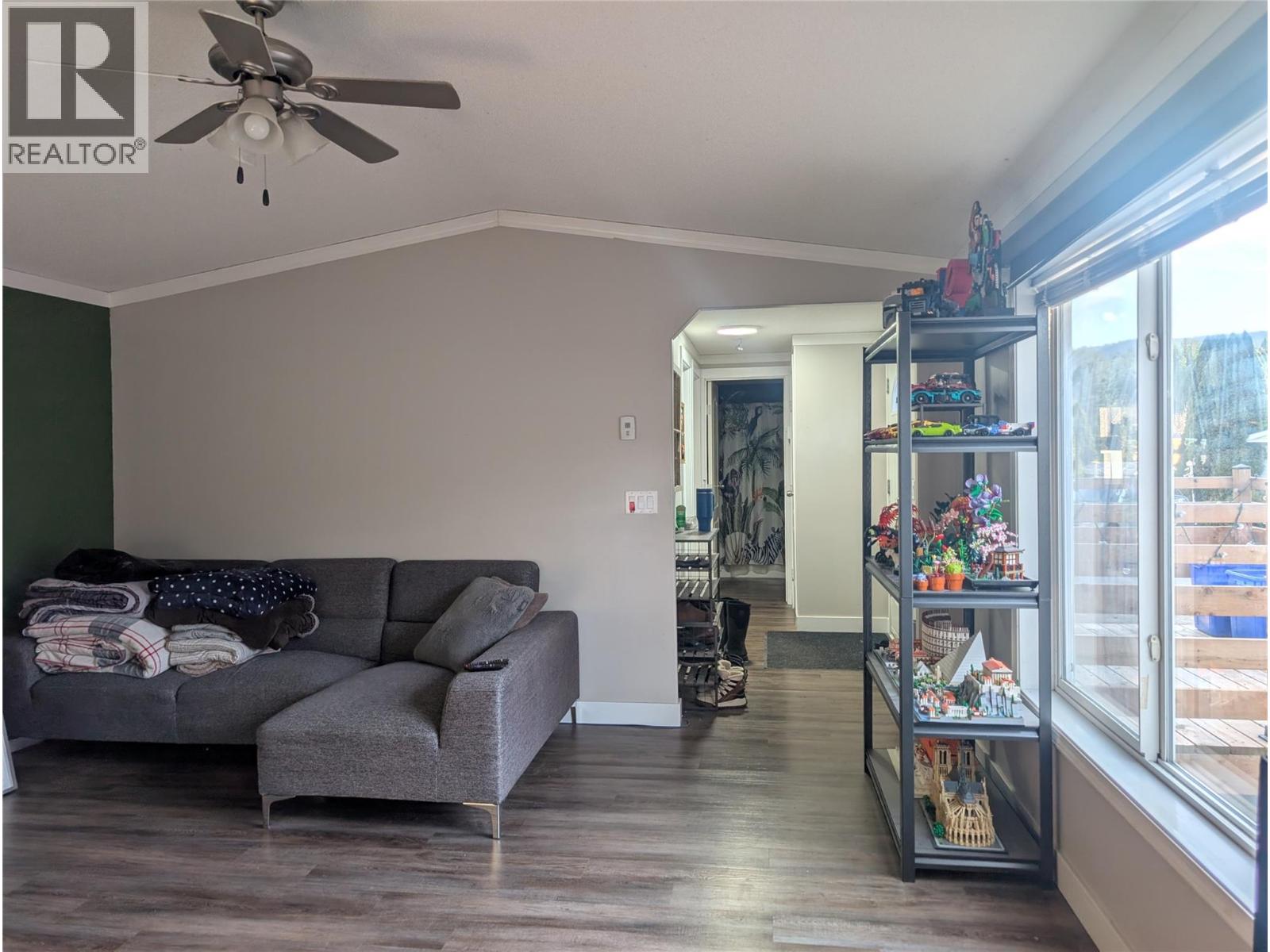 446 Mabel Lake Road Unit# A9, Lumby, British Columbia  V0E 2G5 - Photo 3 - 10384478