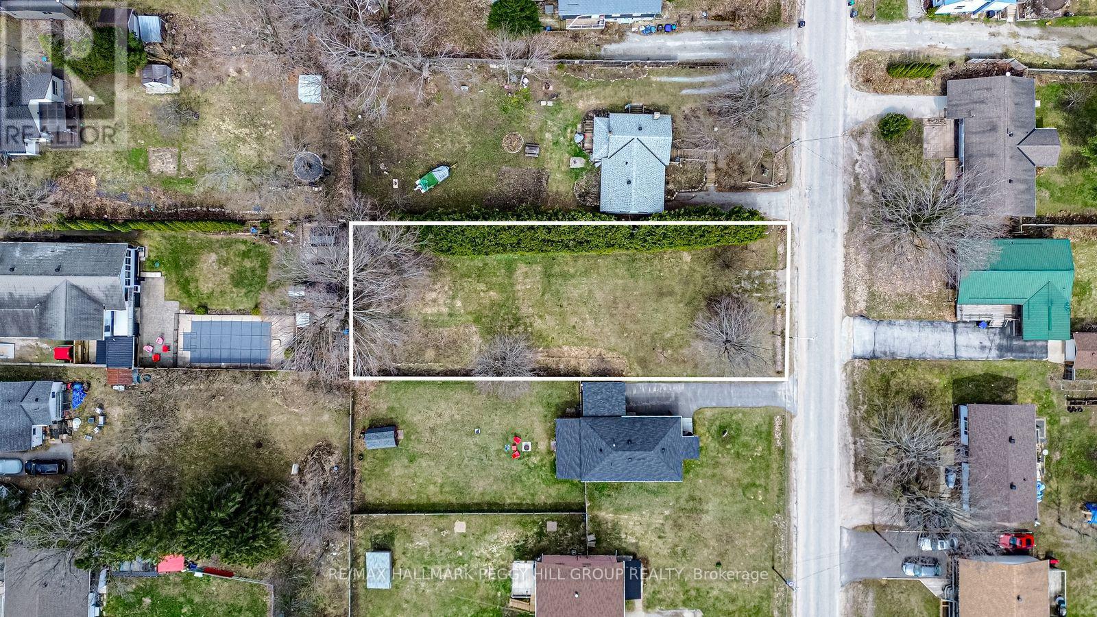 318 Palmer Street, Tay, Ontario  L0K 2C0 - Photo 5 - S12821978