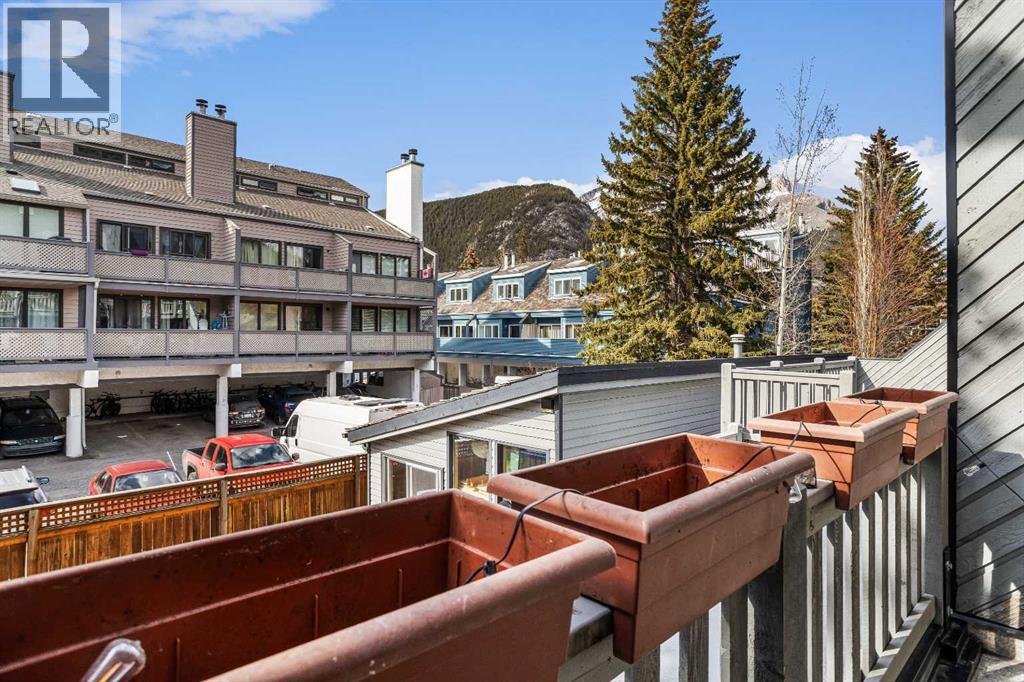 J, 413 Marten Street, Banff, Alberta  T1L 1G6 - Photo 16 - A2304248