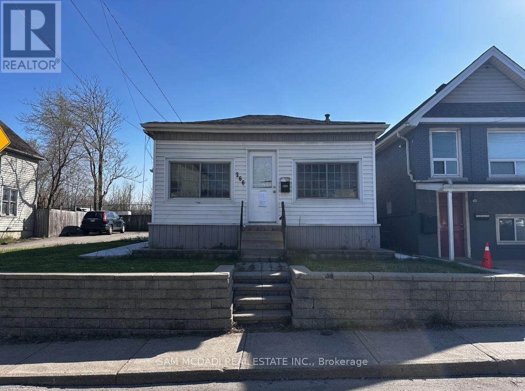 266 BEACH ROAD, Hamilton, Ontario