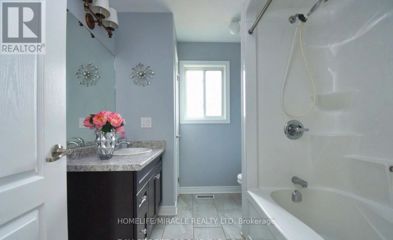 Upper Portion - 7733 Oldfield Road, Niagara Falls, Ontario  L2G 3J8 - Photo 14 - X13027828