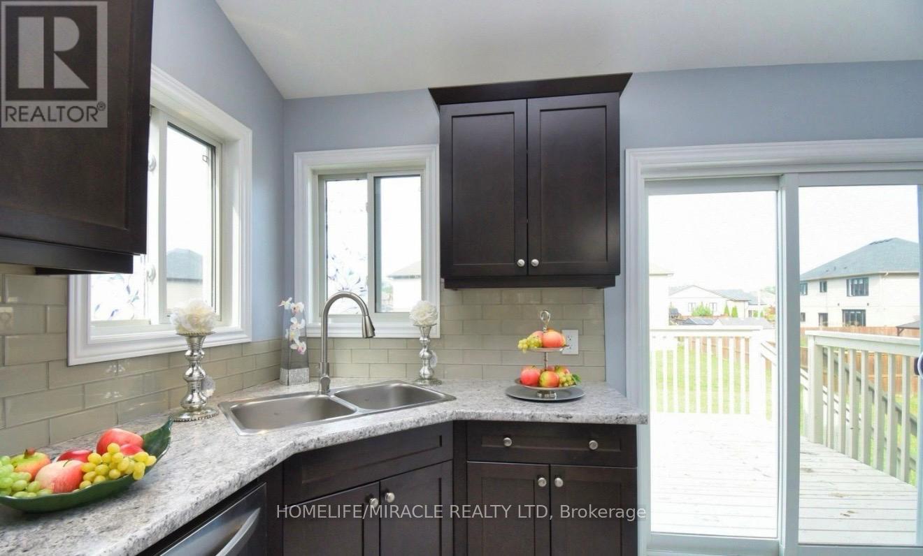 Upper Portion - 7733 Oldfield Road, Niagara Falls, Ontario  L2G 3J8 - Photo 7 - X13027828