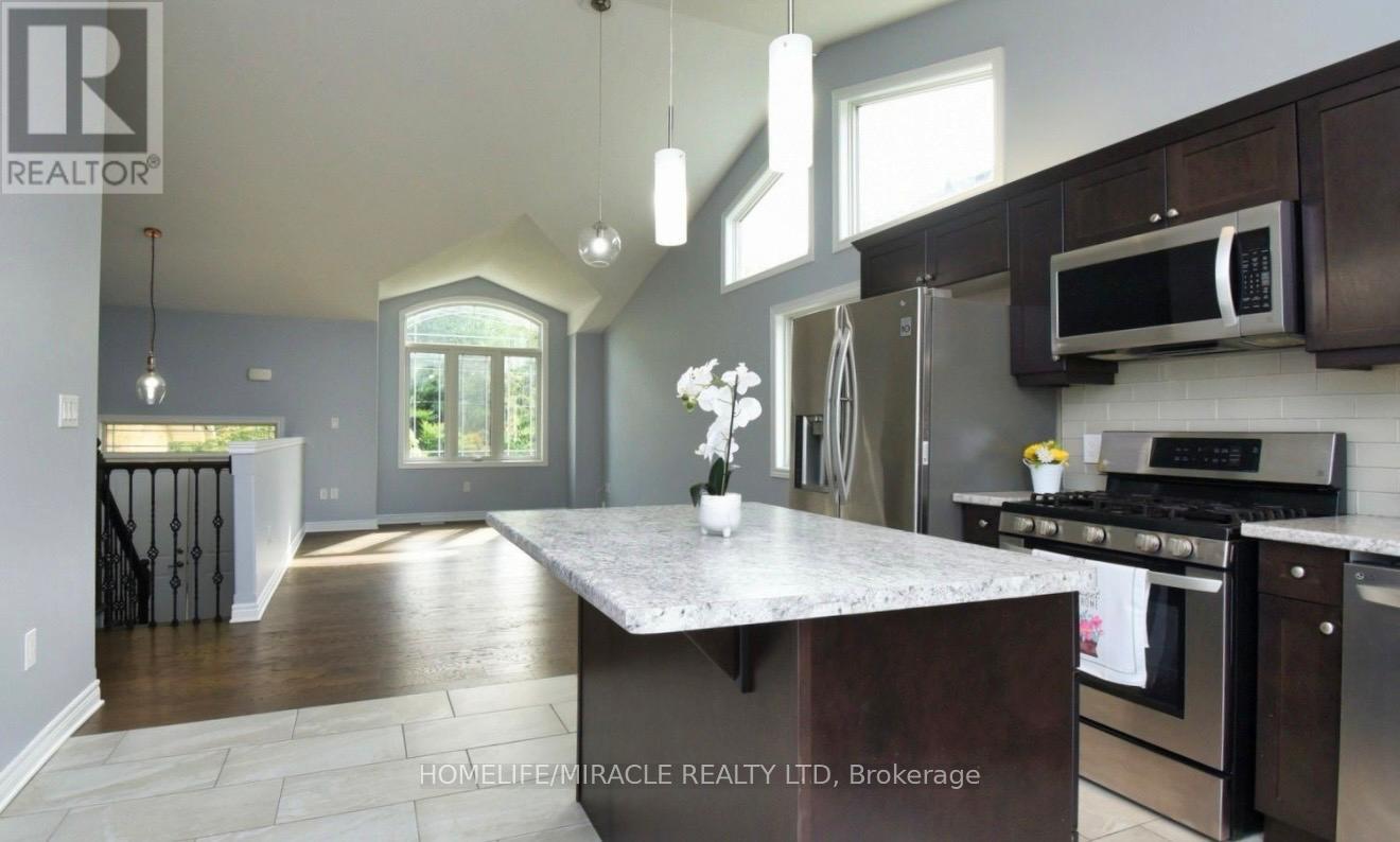 Upper Portion - 7733 Oldfield Road, Niagara Falls, Ontario  L2G 3J8 - Photo 6 - X13027828