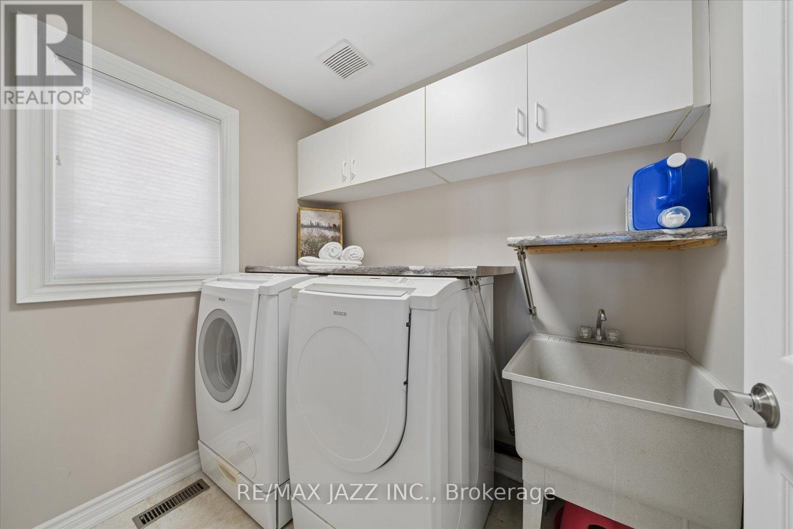 47 Waller Street, Whitby, Ontario  L1R 1Z8 - Photo 14 - E13032730