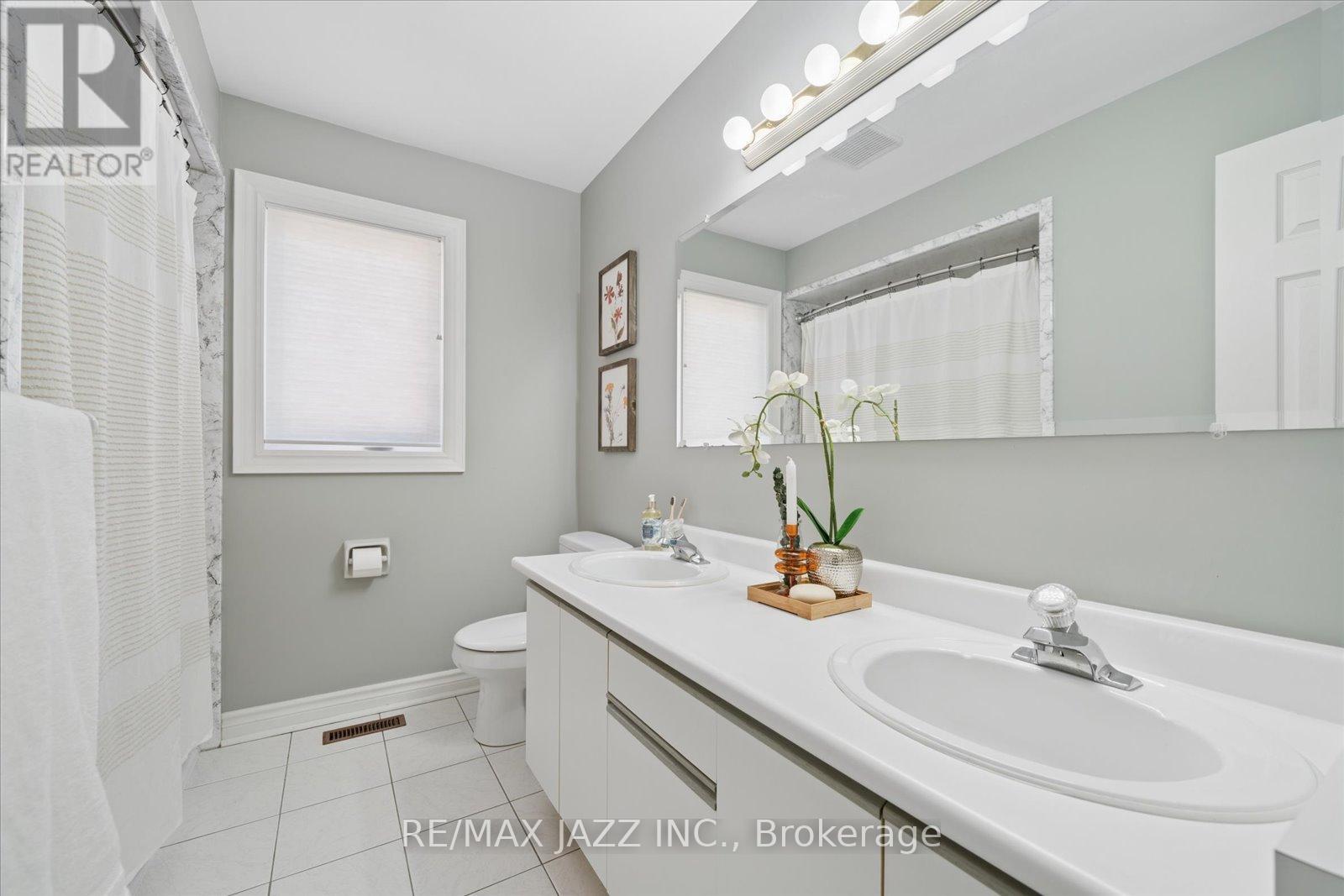 47 Waller Street, Whitby, Ontario  L1R 1Z8 - Photo 26 - E13032730