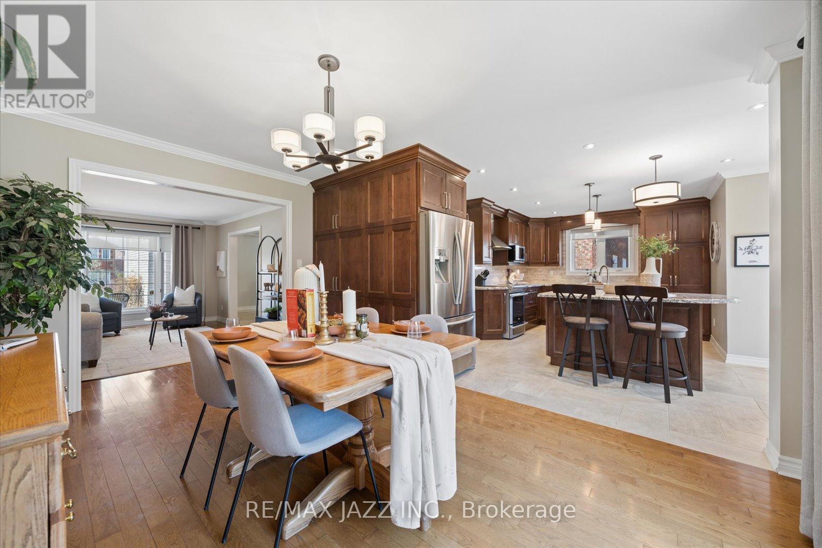 47 Waller Street, Whitby, Ontario  L1R 1Z8 - Photo 7 - E13032730