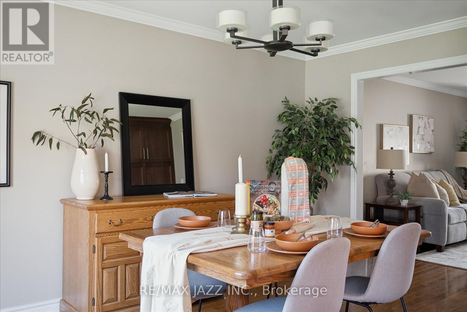 47 Waller Street, Whitby, Ontario  L1R 1Z8 - Photo 8 - E13032730