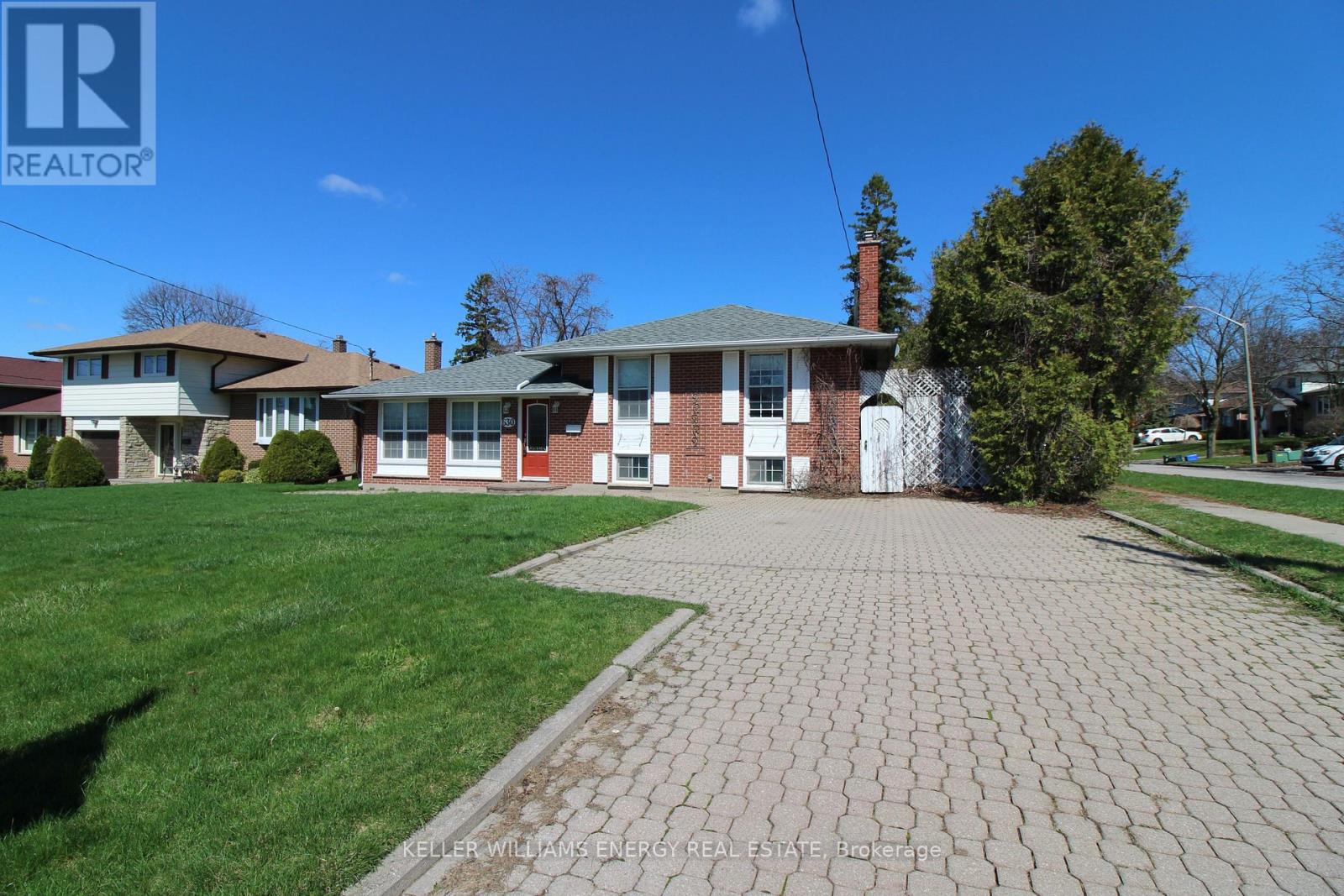 630 Buchan Avenue, Oshawa (Mclaughlin), Ontario  L1J 3A3 - Photo 2 - E13032740