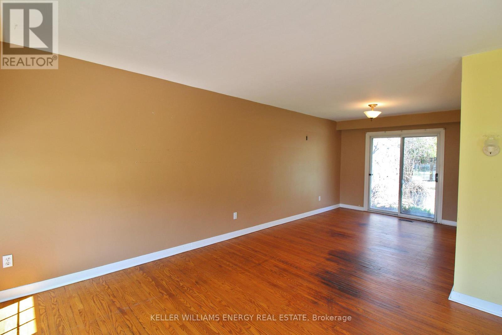 630 Buchan Avenue, Oshawa (Mclaughlin), Ontario  L1J 3A3 - Photo 5 - E13032740