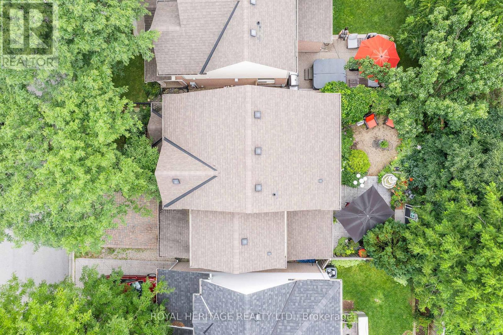 2158 Birchleaf Lane, Burlington, Ontario  L7L 6G8 - Photo 22 - W13032756