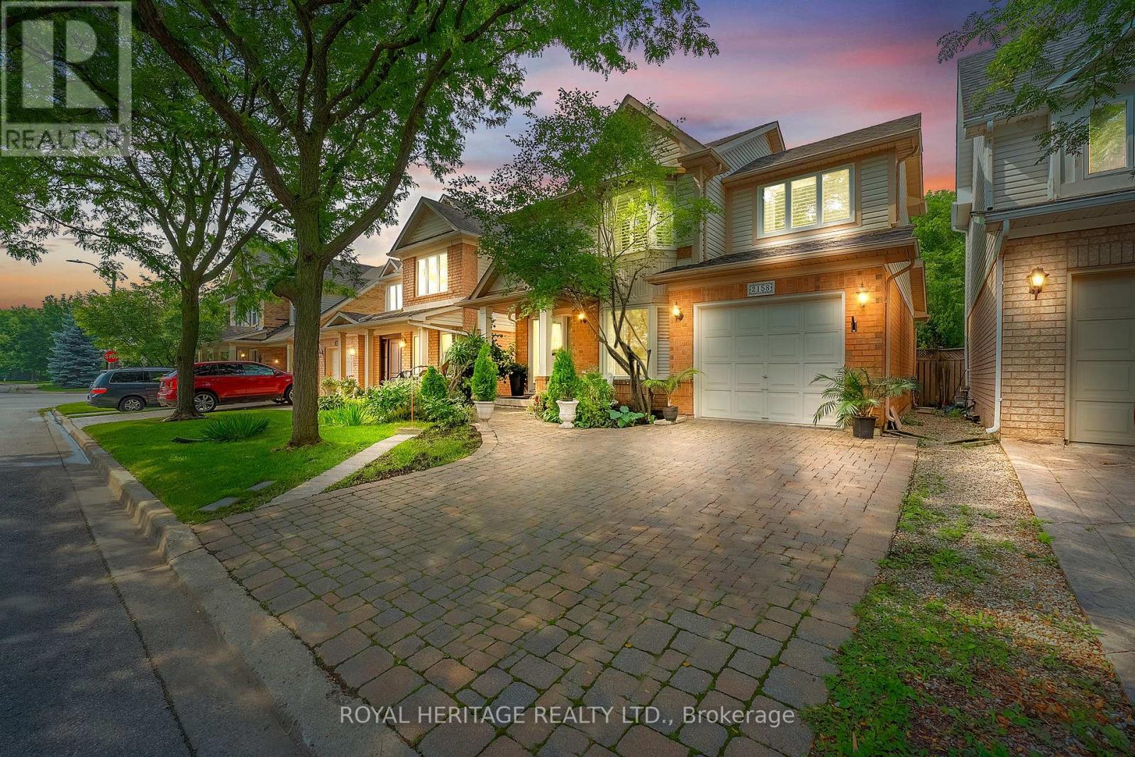 2158 Birchleaf Lane, Burlington, Ontario  L7L 6G8 - Photo 25 - W13032756