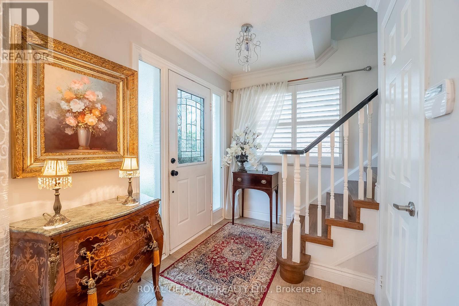 2158 Birchleaf Lane, Burlington, Ontario  L7L 6G8 - Photo 3 - W13032756