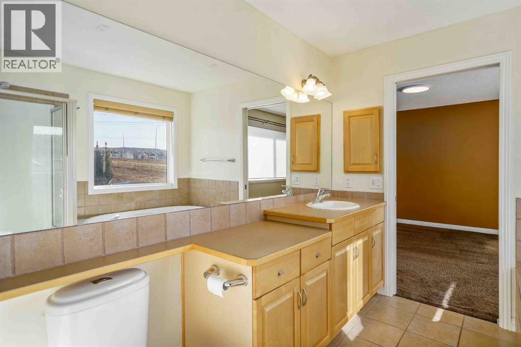 153 Kincora Bay NW, Calgary, Alberta  T3R 1L4 - Photo 15 - A2284623