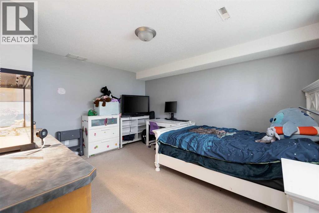 7, 220 Swanson Crescent, Fort Mcmurray, Alberta  T9K 2W5 - Photo 5 - A2292701