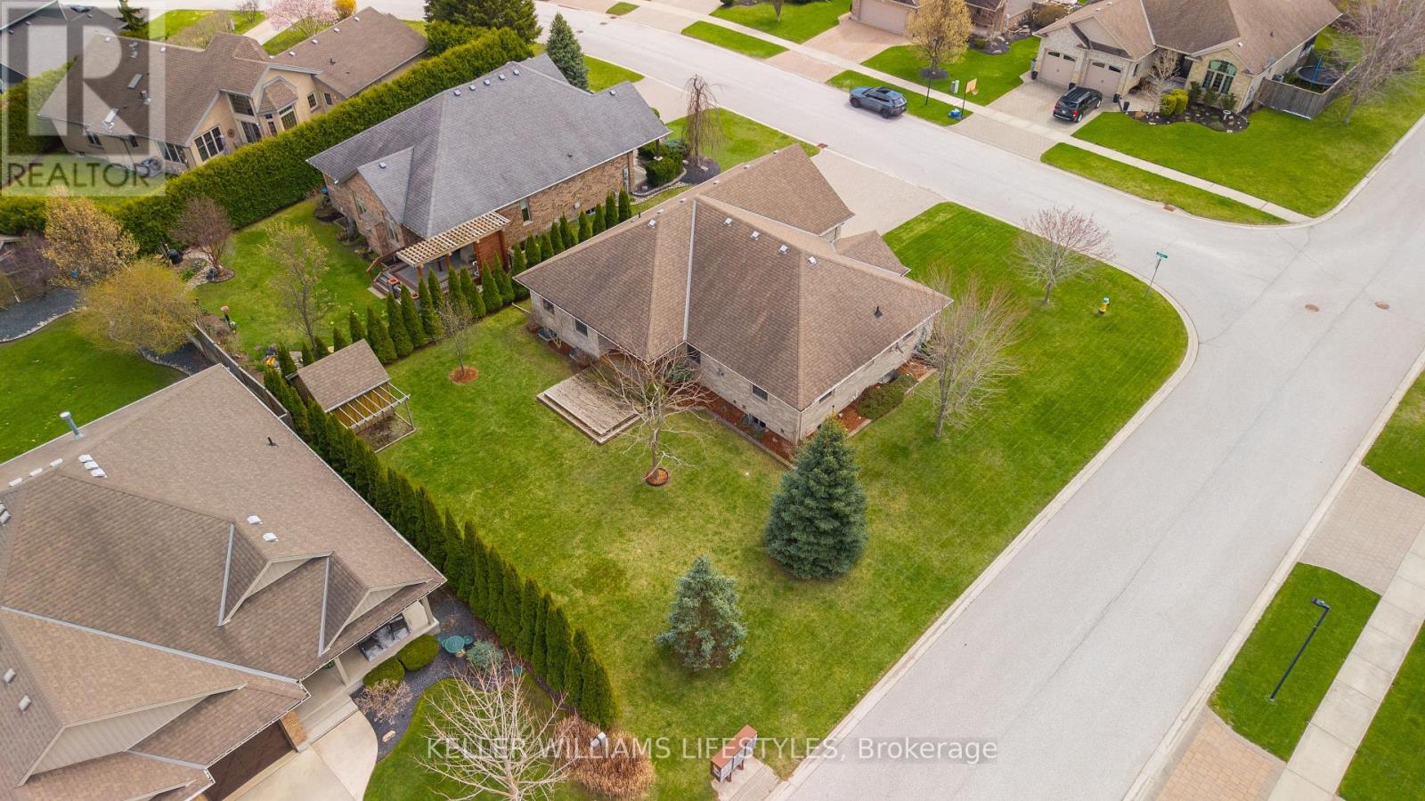 111 Jenna Drive, Strathroy-Caradoc, Ontario  N7G 0B2 - Photo 4 - X13032638