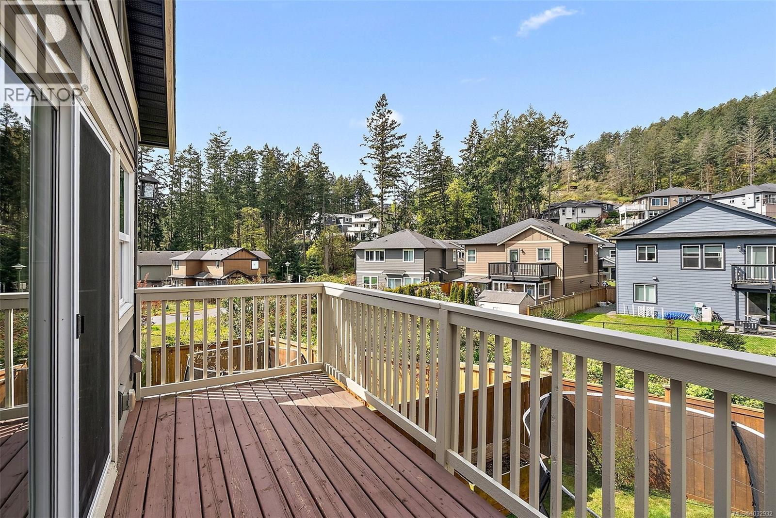 6 Massey Pl, View Royal, British Columbia  V9B 0S9 - Photo 12 - 1032932