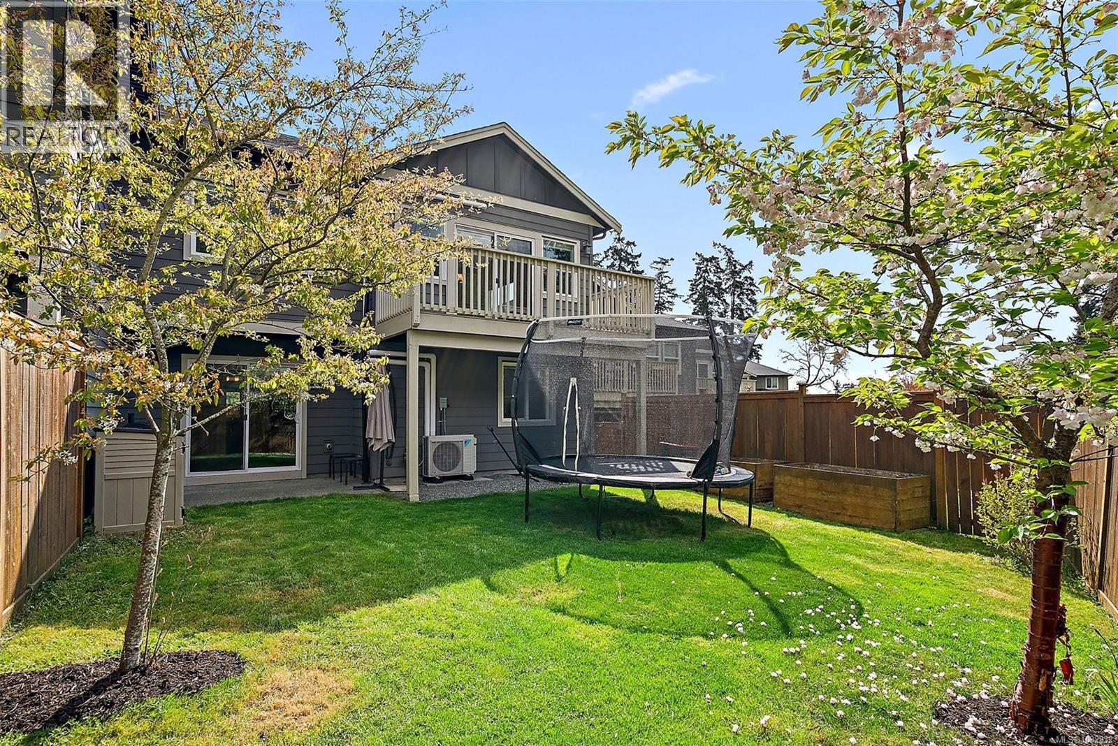 6 Massey Pl, View Royal, British Columbia  V9B 0S9 - Photo 25 - 1032932