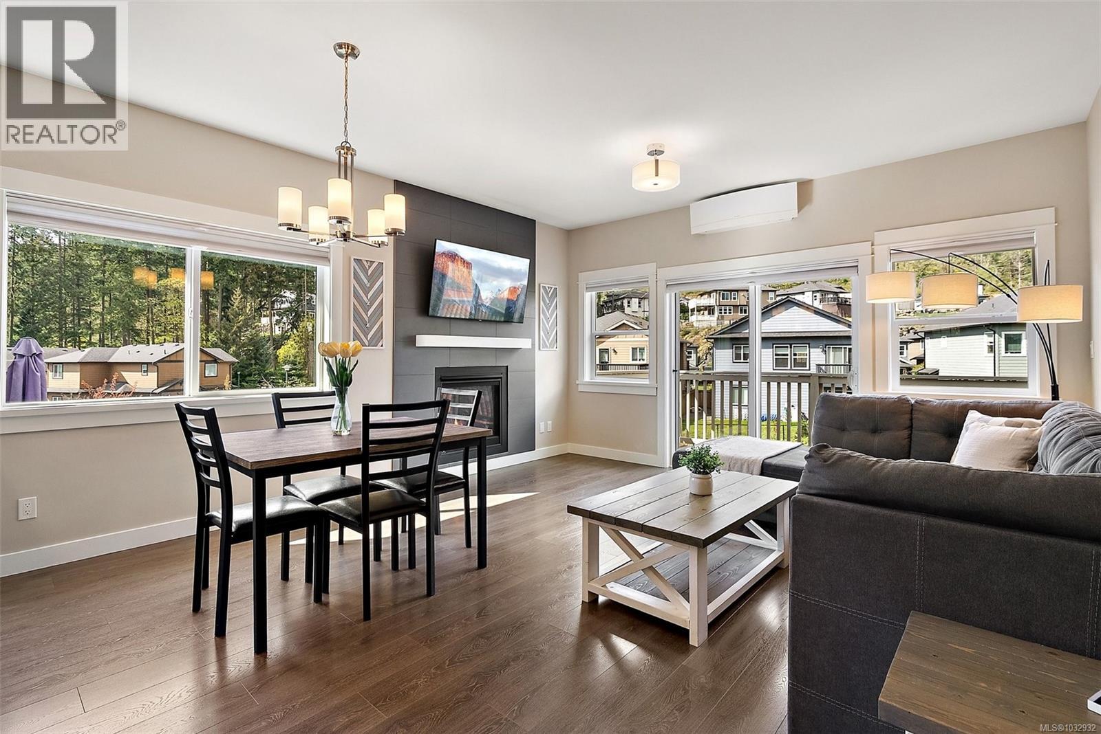 6 Massey Pl, View Royal, British Columbia  V9B 0S9 - Photo 7 - 1032932