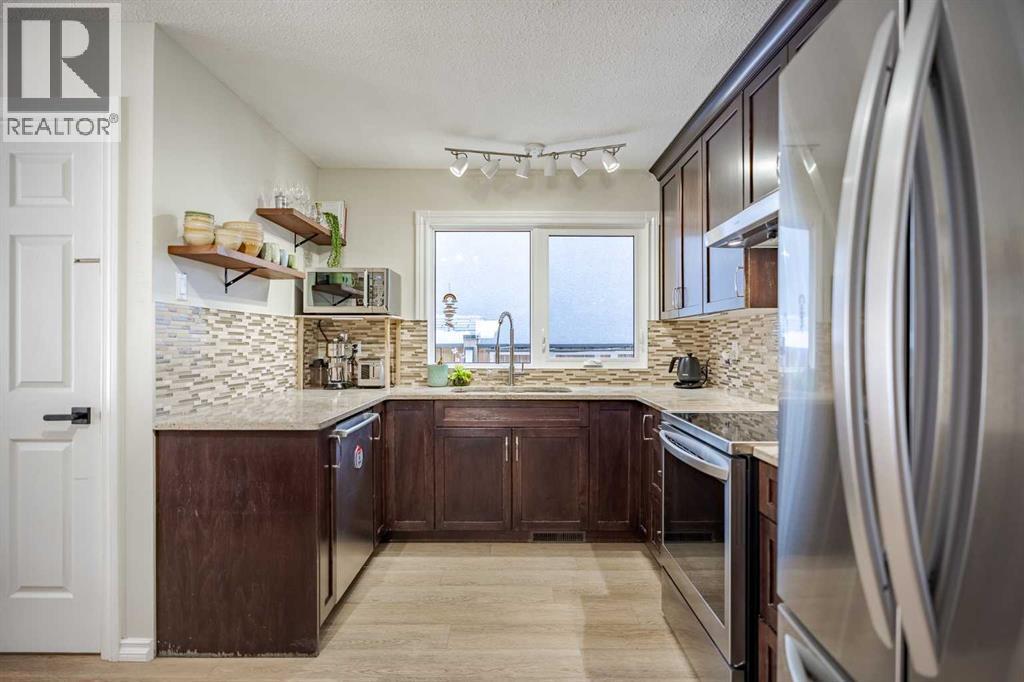 4803 Brockington Road NW, Calgary, Alberta  T2L 1R5 - Photo 12 - A2290285