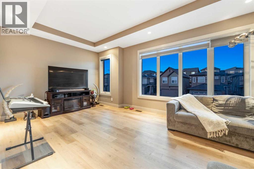 105 Carringvue Manor NW, Calgary, Alberta  T3P 0W2 - Photo 13 - A2294459