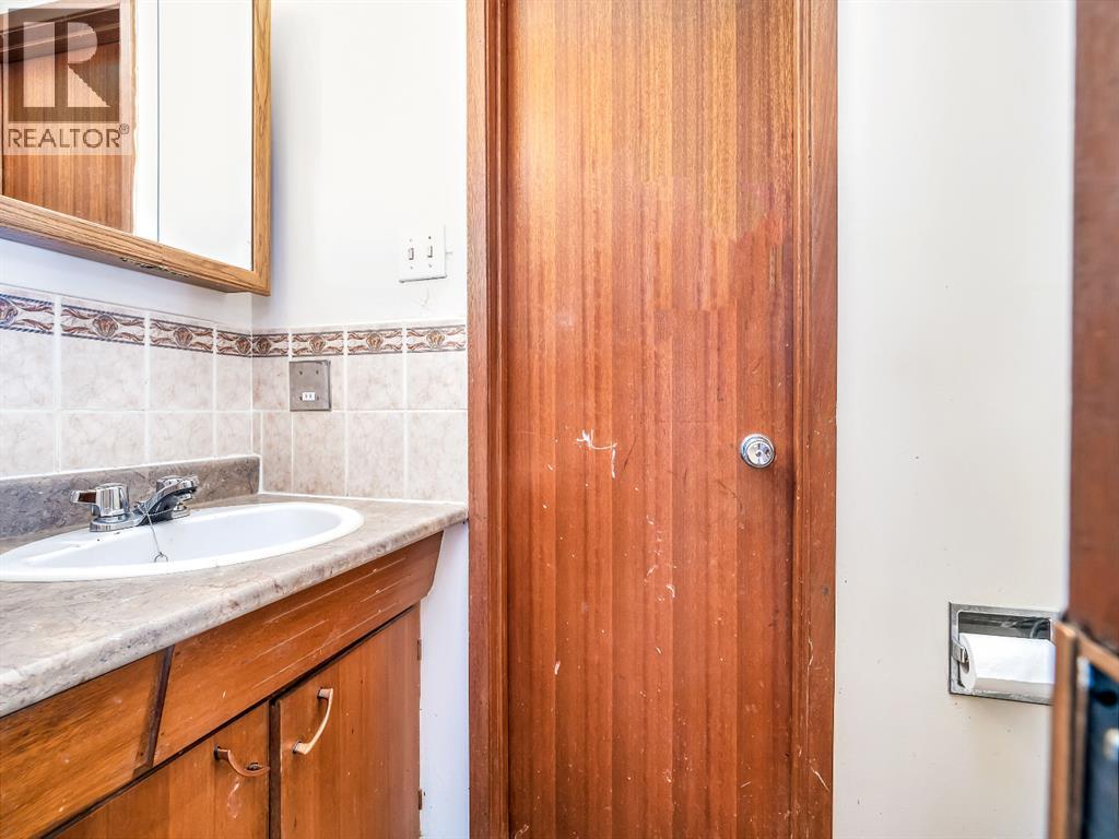 5502 45 Avenue, Taber, Alberta  T1G 1C4 - Photo 18 - A2303973