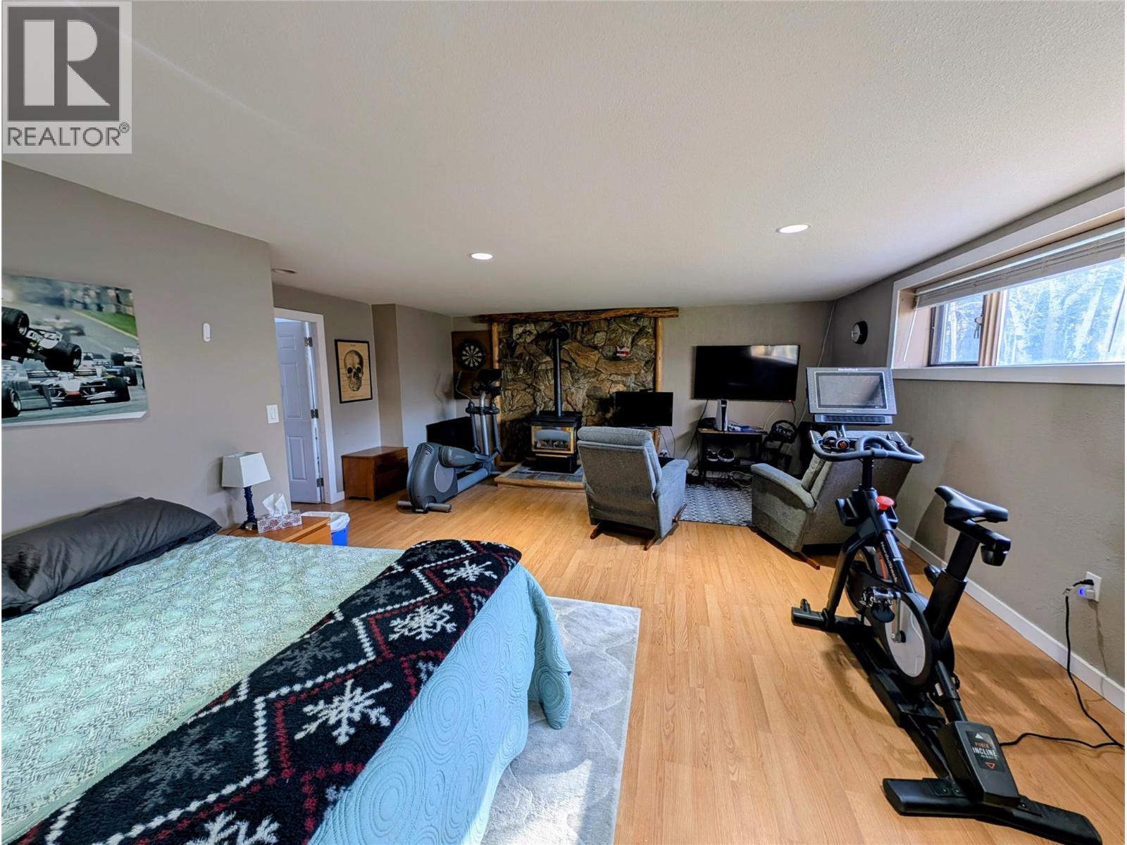 348 Daladon Place, Logan Lake, British Columbia  V0K 1W0 - Photo 12 - 10384476