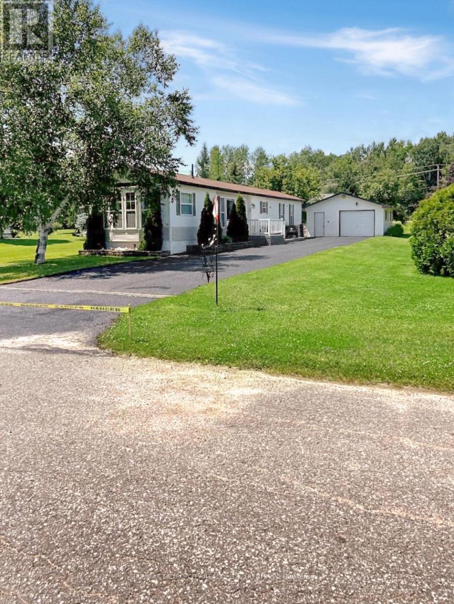 34 Sunset Lane, Horton, Ontario  K7V 0A5 - Photo 4 - X13032702