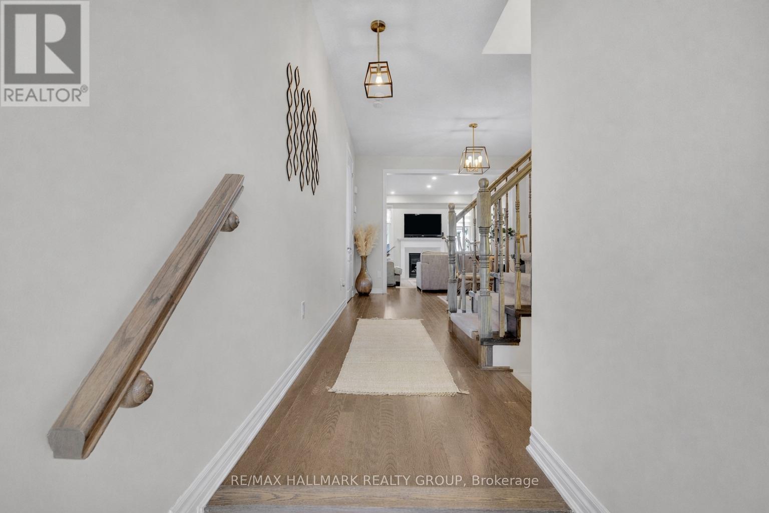 229 Meadowbreeze Drive, Ottawa, Ontario  K2M 3A6 - Photo 4 - X13032662