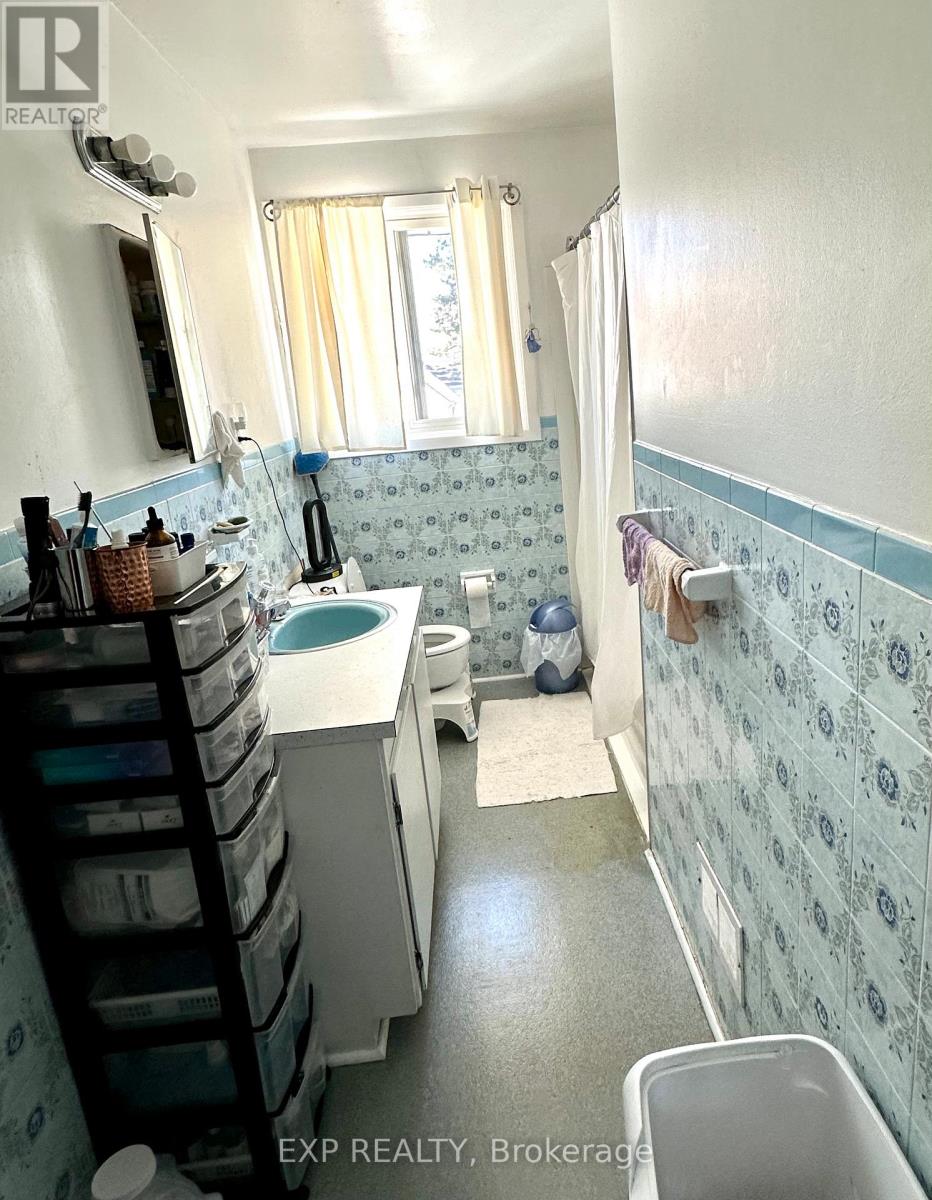 911 Pinewood Crescent, Ottawa, Ontario  K2B 5Y3 - Photo 7 - X13032678