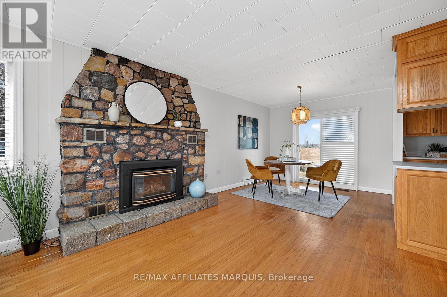 826 Highway 15 Road, Rideau Lakes, Ontario  K0G 1L0 - Photo 12 - X13032684