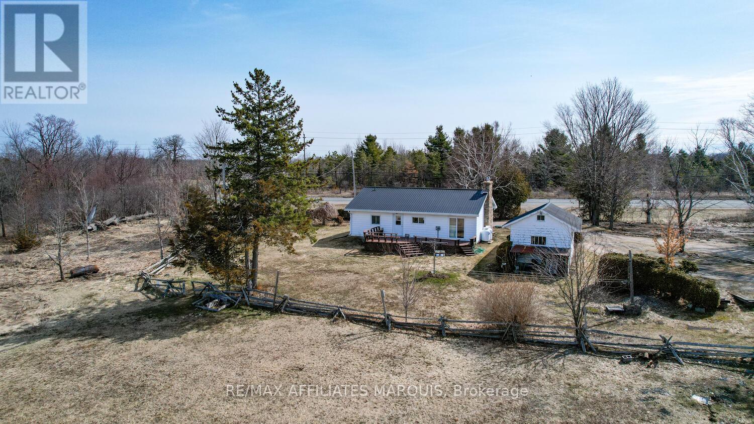 826 Highway 15 Road, Rideau Lakes, Ontario  K0G 1L0 - Photo 3 - X13032684