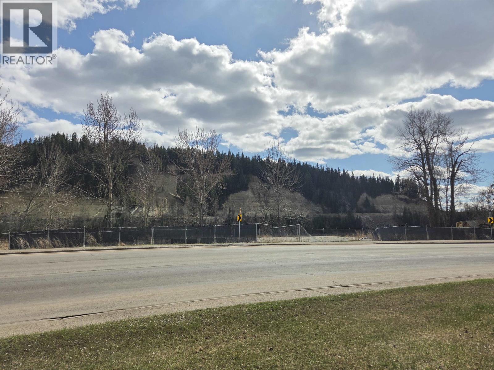 2707 Queensway Street, Prince George, British Columbia  V2L 4M3 - Photo 13 - C8074511