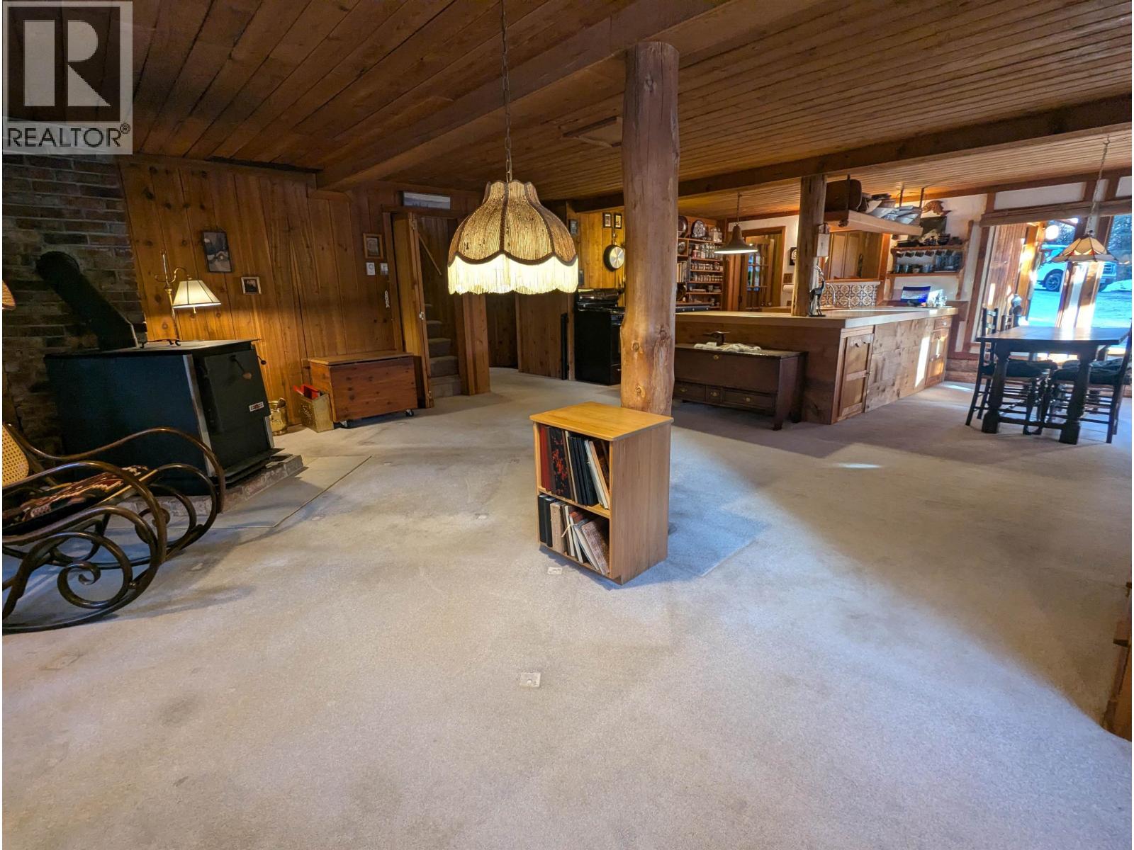 7133 Adams Road, Smithers, British Columbia  V0J 2N7 - Photo 13 - R3114322