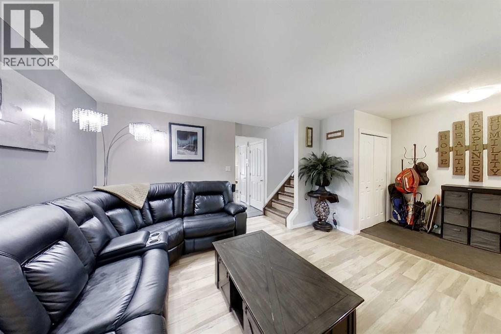 708 8 Avenue Sw, Slave Lake, Alberta  T0G 2A4 - Photo 6 - A2290656