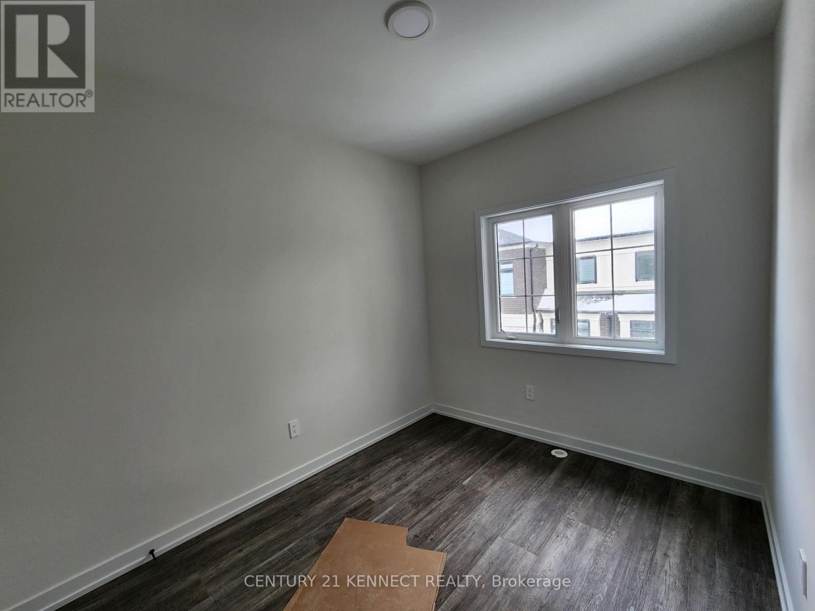 8 Victor Metcalf Lane, Richmond Hill, Ontario  L4B 0J7 - Photo 10 - N12906742