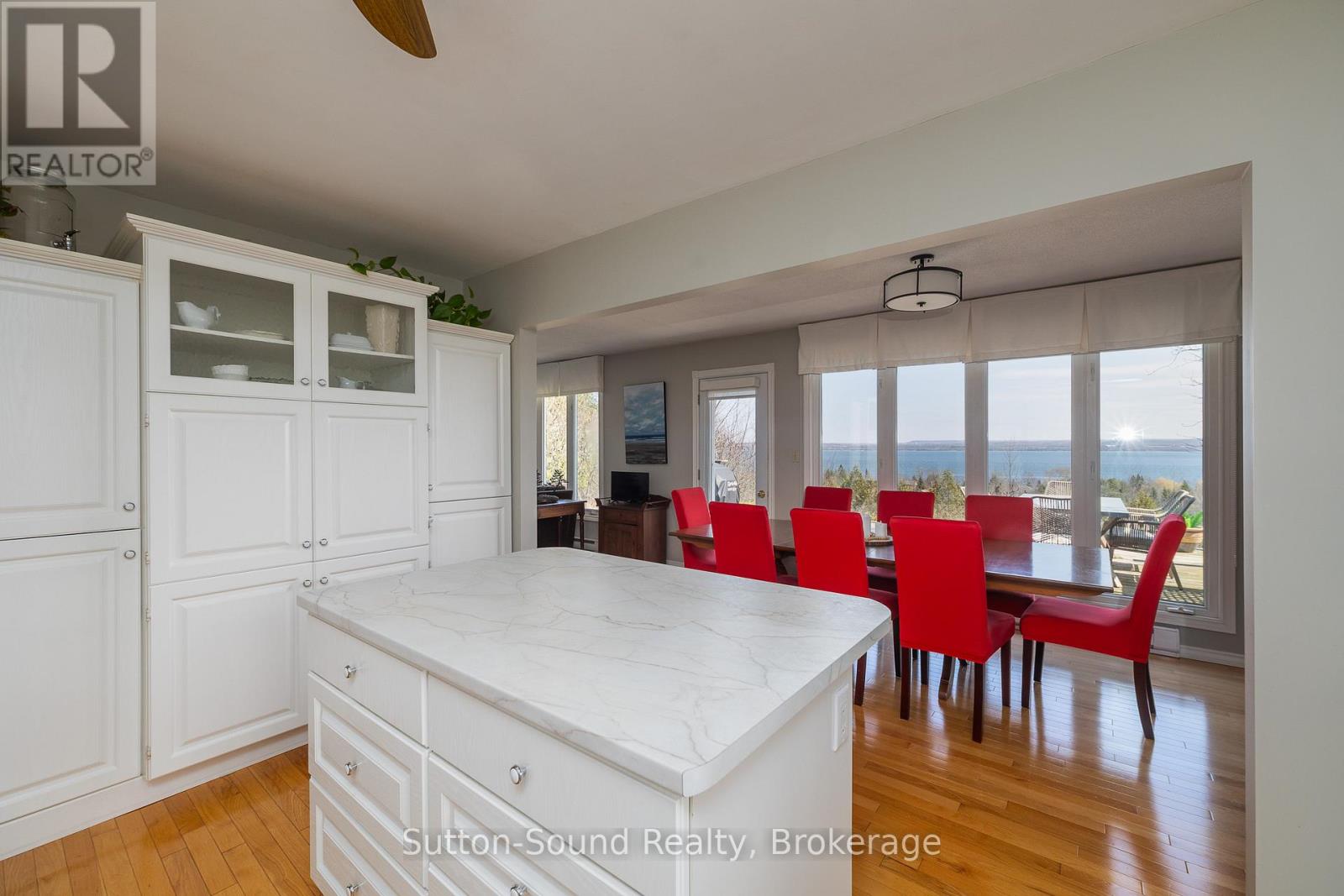 173 Lakeview Crescent, Georgian Bluffs, Ontario  N4K 0G2 - Photo 14 - X13032572