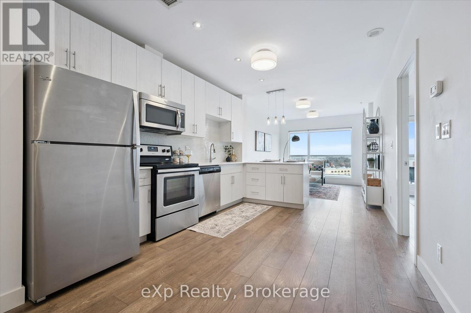 1006 - 1 Victoria Street S, Kitchener, Ontario  N2G 1G1 - Photo 3 - X13032644