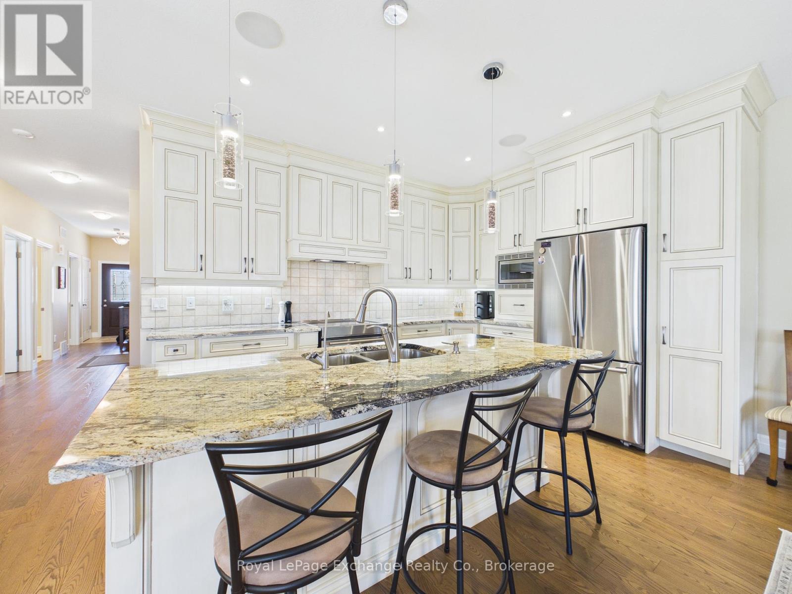 189 Wieck Boulevard, Kincardine, Ontario  N2Z 0A9 - Photo 2 - X13032648