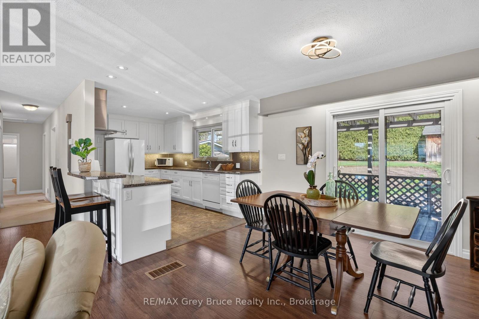 331 8th Avenue E, Owen Sound, Ontario  N4K 3A3 - Photo 15 - X13032716