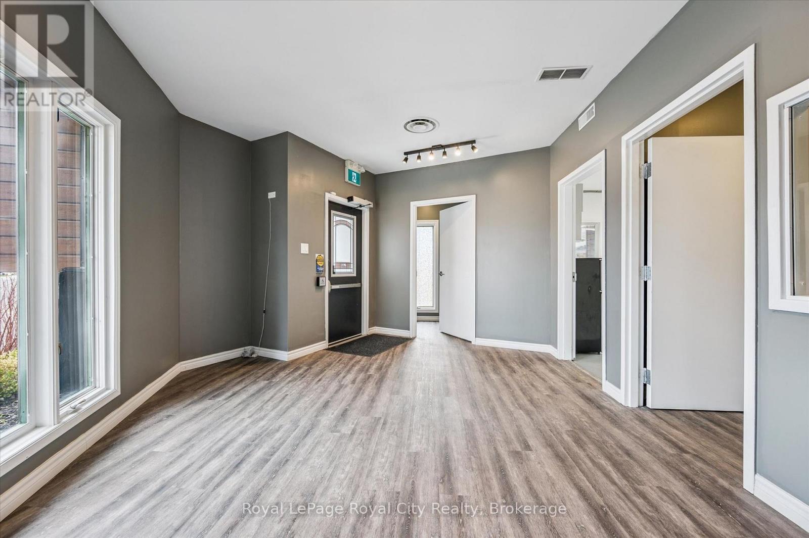 450 Dundas Street N, Cambridge, Ontario  N1R 5R4 - Photo 12 - X13032768