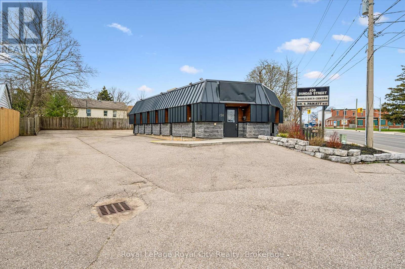 450 Dundas Street N, Cambridge, Ontario  N1R 5R4 - Photo 2 - X13032768